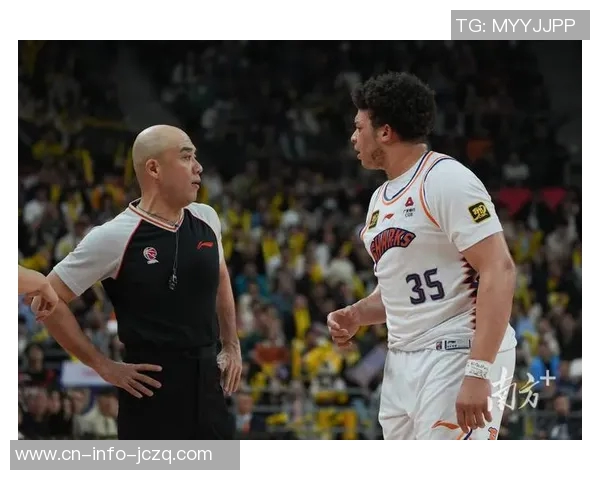 广东队迎战北控队全力争胜力争季后赛名额的关键对决